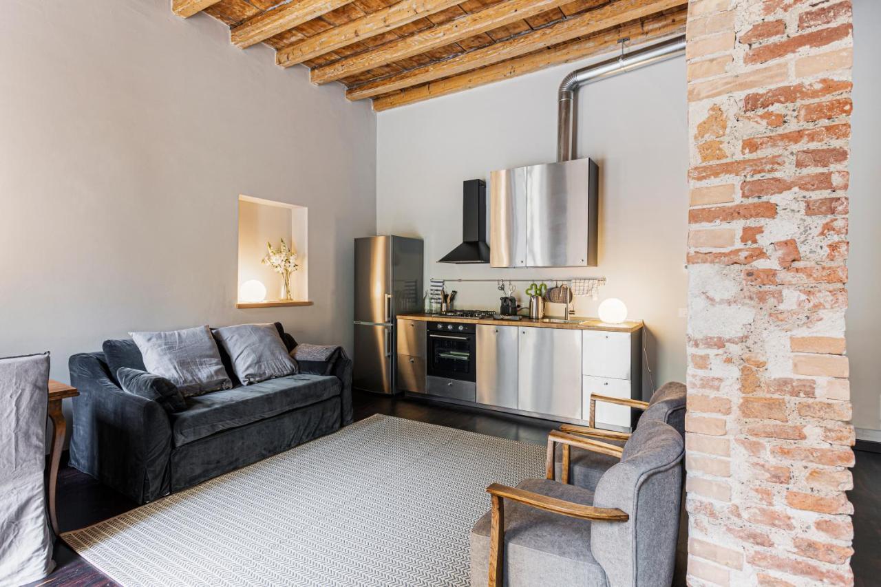 Stylish Milanese Studio - Via Cirillo المظهر الخارجي الصورة